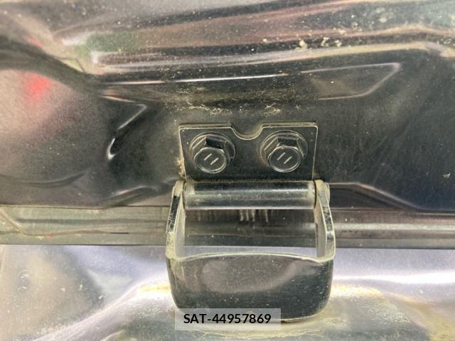 Daihatsu TANTO 2011-11 8369252-11