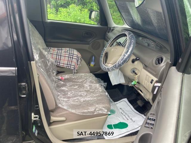 Daihatsu TANTO 2011-11 8369252-13