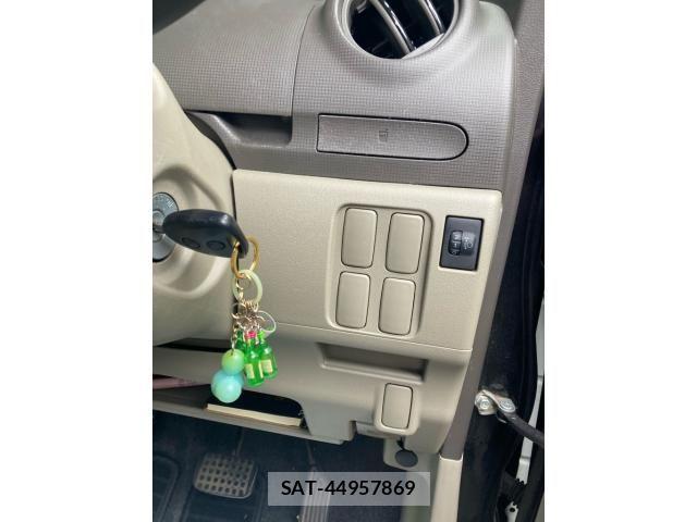 Daihatsu TANTO 2011-11 8369252-15