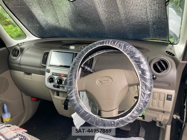 Daihatsu TANTO 2011-11 8369252-16
