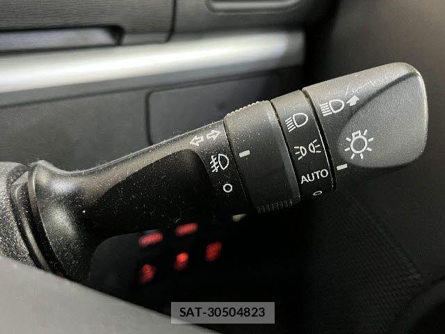Daihatsu TANTO 2016-03 8369260-17