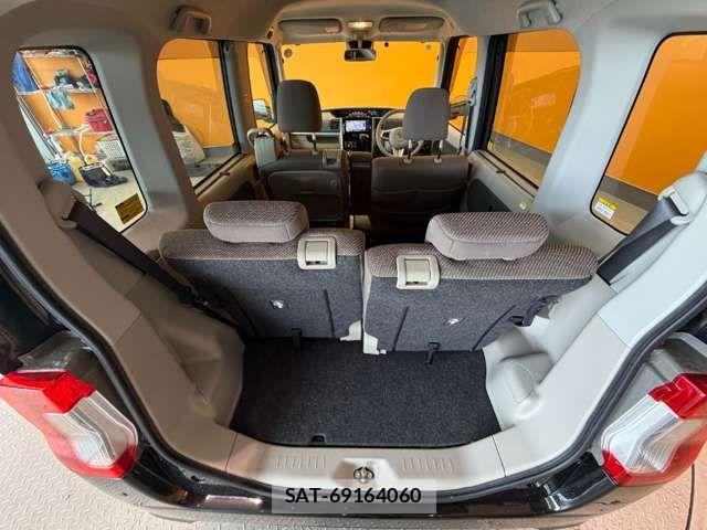 Daihatsu TANTO 2018-03 8369208-16
