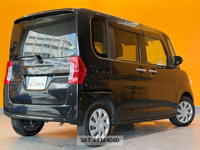 Daihatsu TANTO 2018-03 8369208-8