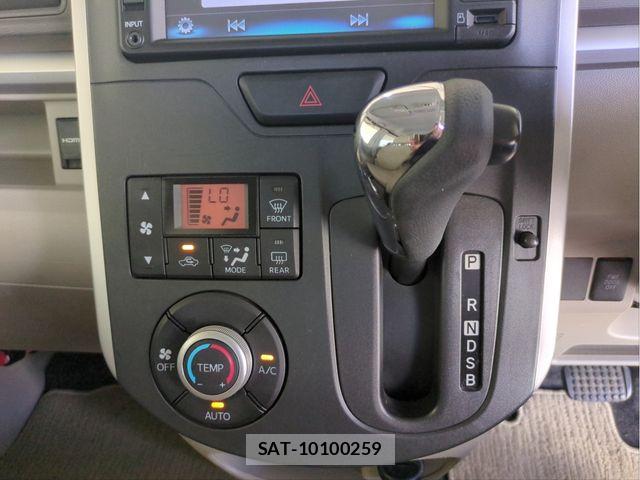 Daihatsu TANTO 2013-11 8369237-11