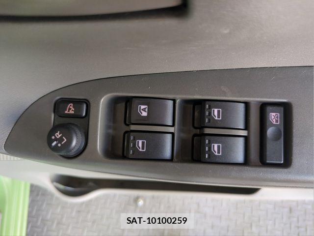 Daihatsu TANTO 2013-11 8369237-29