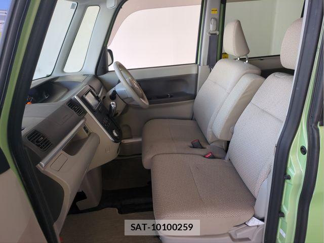 Daihatsu TANTO 2013-11 8369237-3