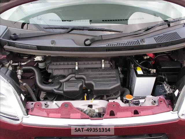 Daihatsu TANTO 2019-01 8369218-19