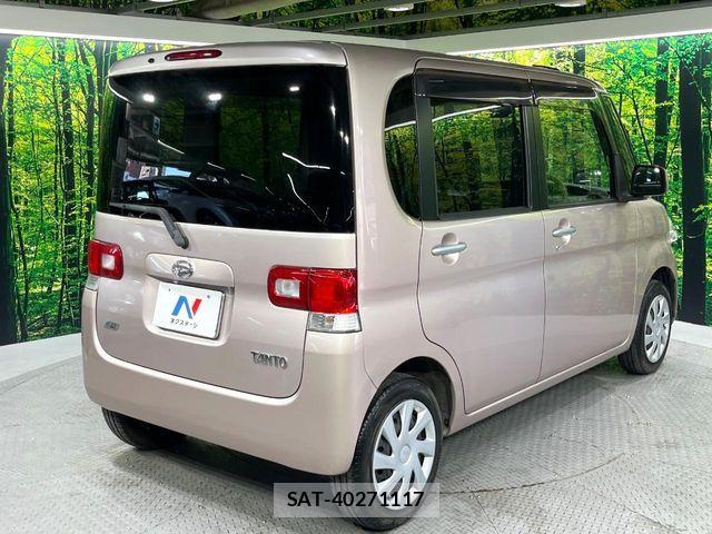 Daihatsu TANTO 2013-09 8372270-16