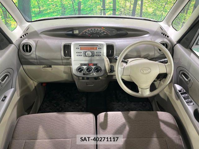 Daihatsu TANTO 2013-09 8372270-4