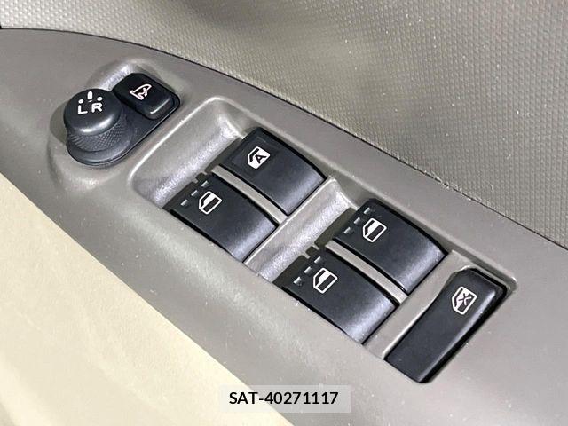 Daihatsu TANTO 2013-09 8372270-5