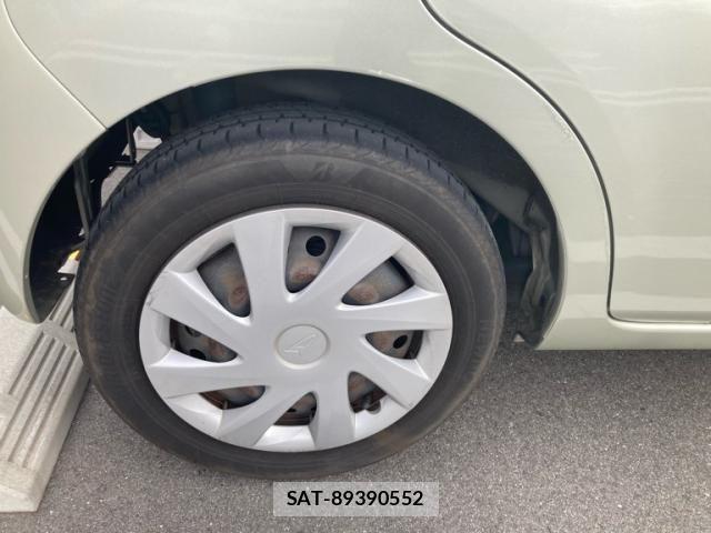 Daihatsu TANTO 2012-07 8372271-2