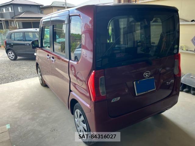 Daihatsu TANTO 2014-04 8415354-5