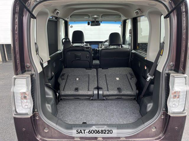 Daihatsu TANTO 2017-11 8415323-22