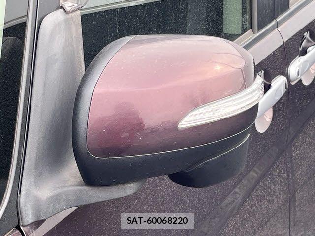 Daihatsu TANTO 2017-11 8415323-24