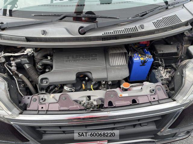 Daihatsu TANTO 2017-11 8415323-27