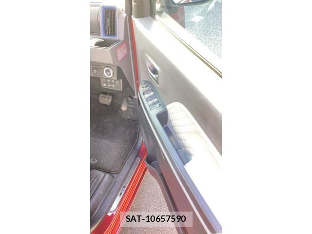 Daihatsu TANTO 2020-03 8415322-4