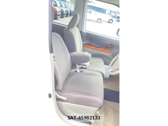 Daihatsu TANTO 2010-04 8415359-13