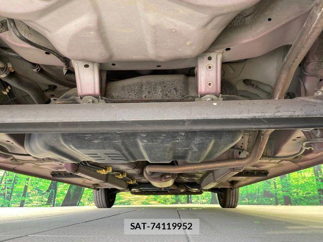 Daihatsu TANTO 2017-11 8415328-18