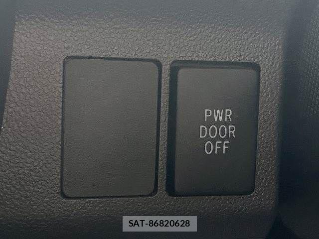 Daihatsu TANTO 2014-06 8415324-16