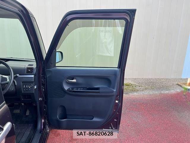 Daihatsu TANTO 2014-06 8415324-26