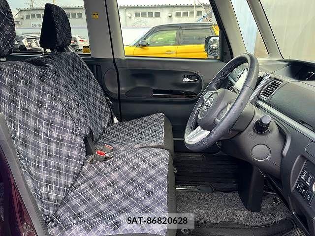 Daihatsu TANTO 2014-06 8415324-27