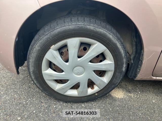 Daihatsu TANTO 2014-01 8415352-5