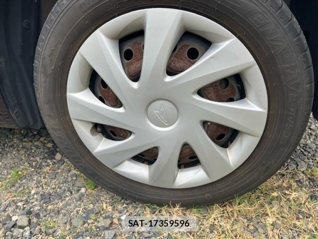 Daihatsu TANTO 2015-02 8415351-6