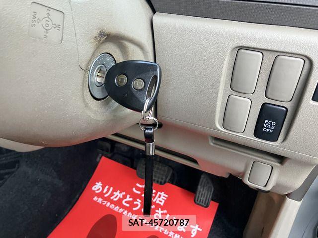 Daihatsu TANTO 2012-03 8415350-8