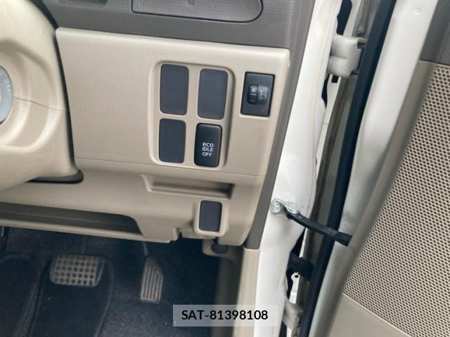 Daihatsu TANTO 2012-03 8415362-15