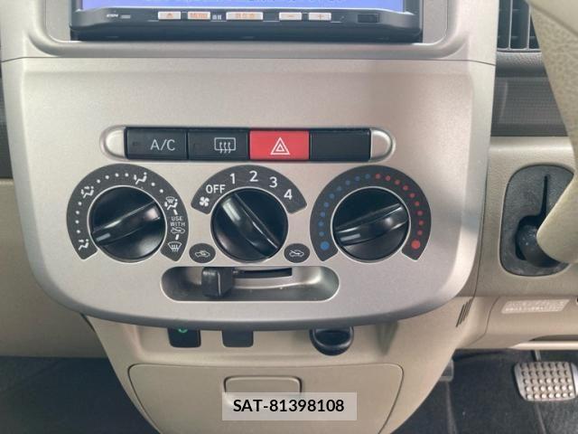 Daihatsu TANTO 2012-03 8415362-17