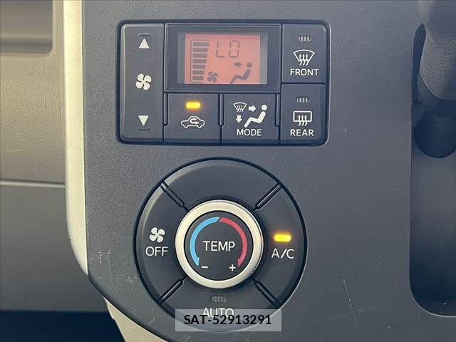 Daihatsu TANTO 2015-09 8415333-23