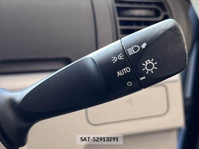 Daihatsu TANTO 2015-09 8415333-6