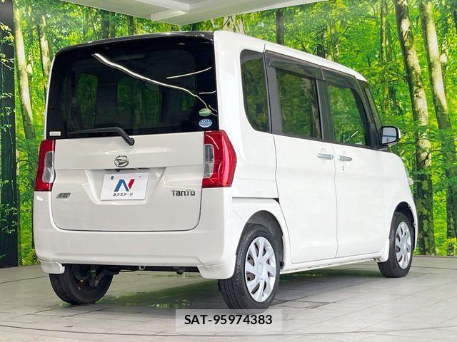 Daihatsu TANTO 2014-01 8438971-17