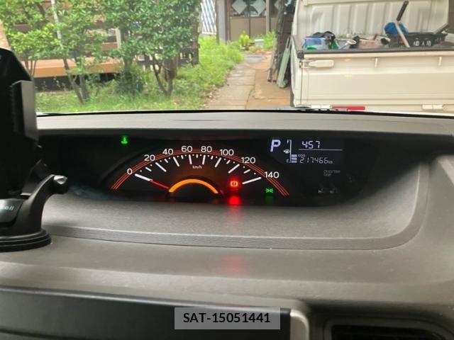 Daihatsu TANTO 2013-12 8438550-19