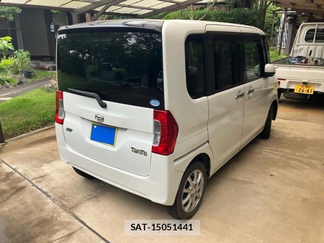 Daihatsu TANTO 2013-12 8438550-2