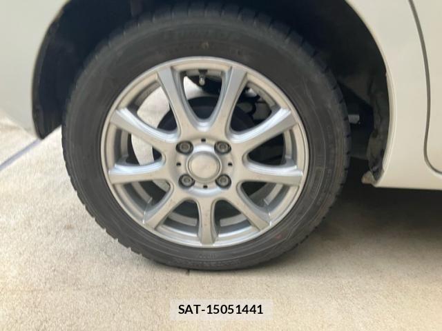 Daihatsu TANTO 2013-12 8438550-7