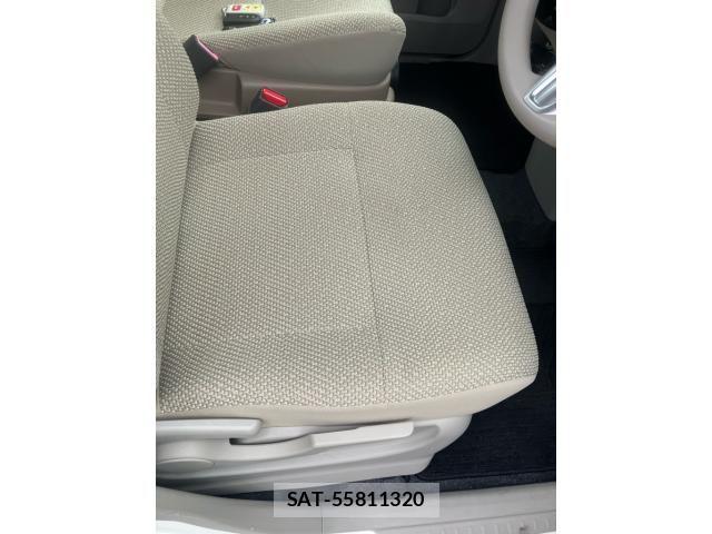 Daihatsu TANTO 2017-09 8438972-7