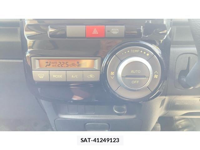 Daihatsu TANTO 2013-09 8438620-10