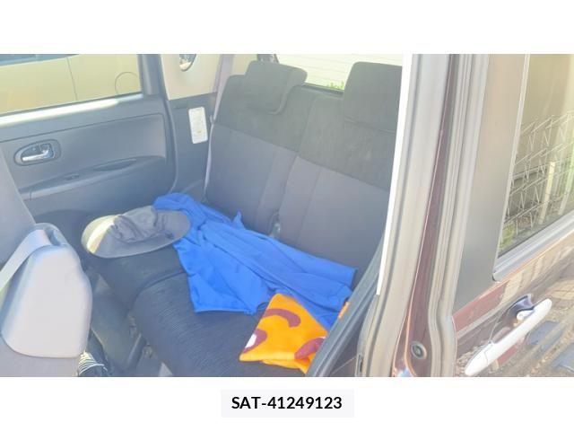 Daihatsu TANTO 2013-09 8438620-14
