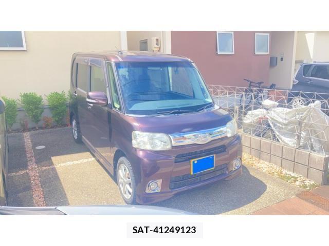 Daihatsu TANTO 2013-09 8438620-1