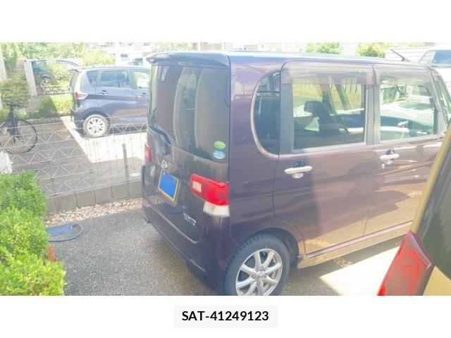 Daihatsu TANTO 2013-09 8438620-3
