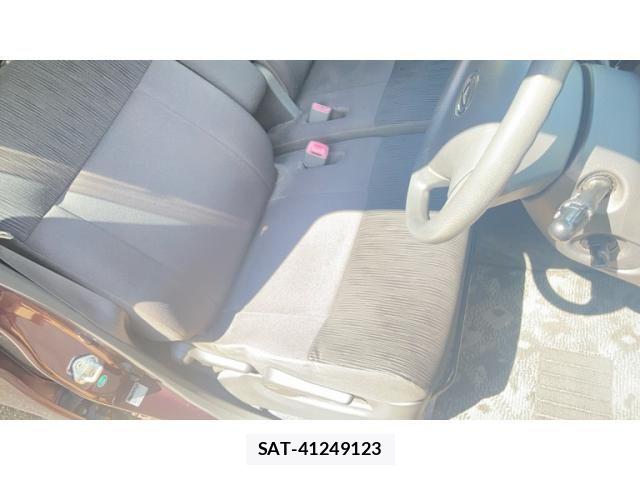 Daihatsu TANTO 2013-09 8438620-6