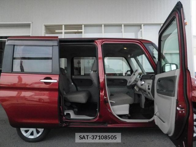 Daihatsu TANTO 2017-08 8458593-29