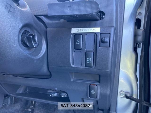 Daihatsu TANTO 2013-08 8458597-12