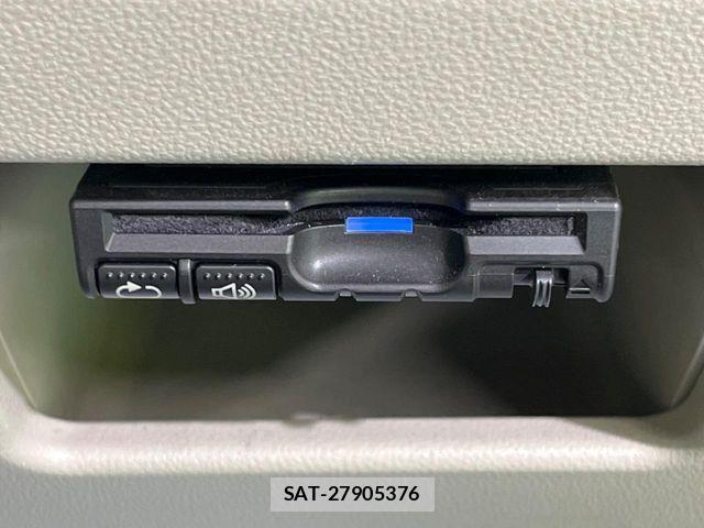 Daihatsu TANTO 2015-11 8458584-6