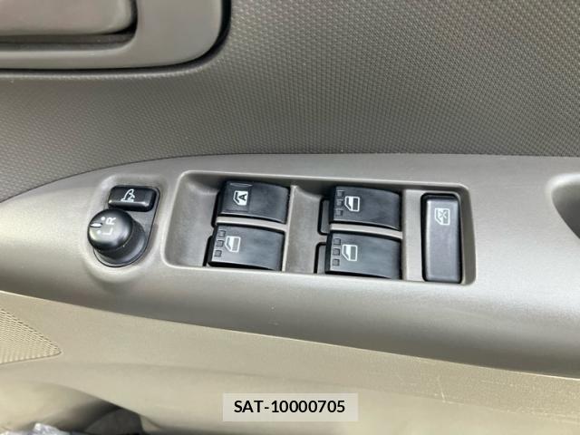 Daihatsu TANTO 2008-07 8458598-13