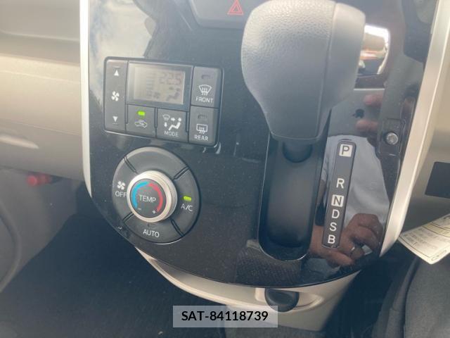 Daihatsu TANTO 2017-11 8458594-12