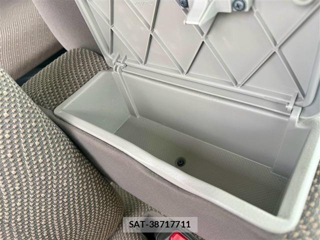 Daihatsu TANTO 2019-01 8486158-25