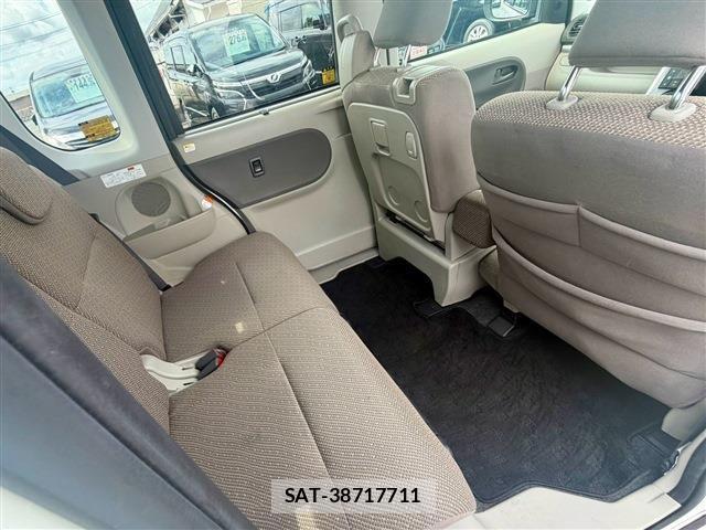 Daihatsu TANTO 2019-01 8486158-26