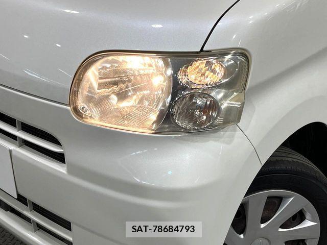 Daihatsu TANTO 2011-09 8528567-11